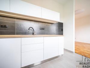 Pronájem bytu 2+1, Frýdlant nad Ostravicí - Frýdlant, Komenského, 52 m2