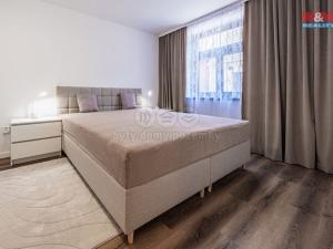 Prodej rodinného domu, Kamenice nad Lipou, Dobšova, 210 m2