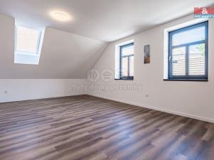 Prodej rodinného domu, Kamenice nad Lipou, Dobšova, 210 m2