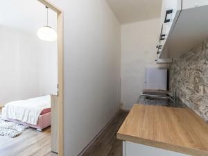 Prodej bytu 2+1, Praha, 5. května, 50 m2