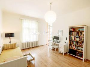 Prodej vily, Praha - Strašnice, Mrštíkova, 300 m2
