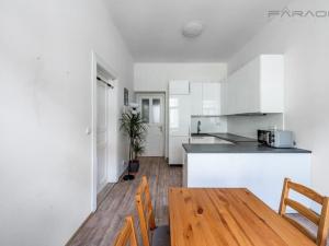 Pronájem bytu 3+kk, Praha - Nusle, Oldřichova, 80 m2