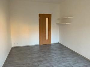 Pronájem bytu 3+kk, Praha - Vysočany, Nemocniční, 83 m2
