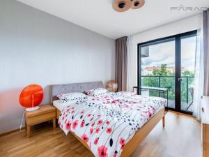 Pronájem bytu 3+kk, Praha - Holešovice, Sanderova, 116 m2