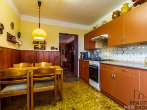 Pronájem ubytování, Praha - Dolní Chabry, 305 m2