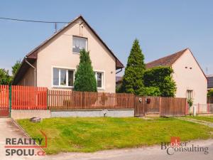 Prodej rodinného domu, Dolany, 198 m2