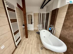 Pronájem bytu 6+kk a větší, Ledeč nad Sázavou, Nádražní, 150 m2