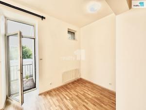 Pronájem bytu 1+kk, Praha - Ruzyně, Drnovská, 26 m2