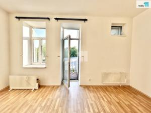 Pronájem bytu 1+kk, Praha - Ruzyně, Drnovská, 26 m2