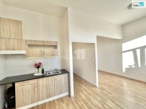 Pronájem bytu 1+kk, Praha - Ruzyně, Drnovská, 26 m2