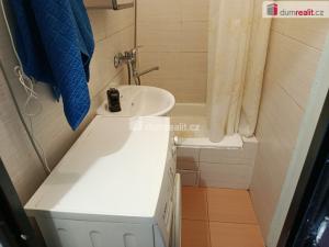 Pronájem bytu 1+kk, Praha - Záběhlice, Přesličková, 28 m2