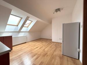 Pronájem bytu 2+kk, Plzeň - Východní Předměstí, Jablonského, 51 m2