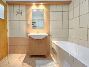 Prodej bytu 3+1, Písek, Za Pazdernou, 72 m2