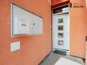 Pronájem bytu 3+kk, Zlín, Obeciny, 80 m2