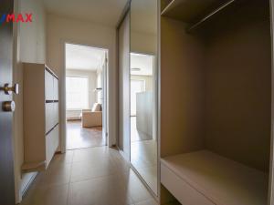 Pronájem bytu 2+kk, Hradec Králové - Pražské Předměstí, Farářství, 51 m2