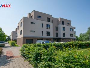 Pronájem bytu 2+kk, Hradec Králové - Pražské Předměstí, Farářství, 51 m2