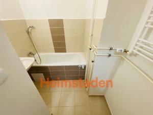 Pronájem bytu 2+1, Ostrava - Poruba, Havanská, 58 m2