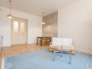 Pronájem bytu 2+kk, Praha - Nusle, náměstí Generála Kutlvašra, 58 m2