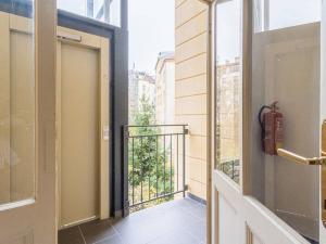 Pronájem bytu 2+kk, Praha - Nusle, náměstí Generála Kutlvašra, 58 m2