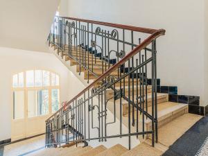 Pronájem bytu 2+kk, Praha - Nusle, náměstí Generála Kutlvašra, 58 m2