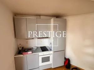Pronájem bytu 2+kk, Praha - Nové Město, Na struze, 55 m2