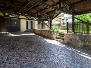 Prodej rodinného domu, Jevany, U Potoka, 246 m2