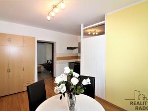 Pronájem bytu 2+kk, Znojmo, Rumunská, 44 m2