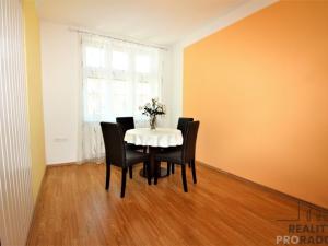 Pronájem bytu 2+kk, Znojmo, Rumunská, 44 m2