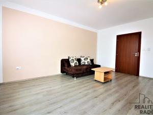Pronájem bytu 2+kk, Znojmo, Rumunská, 44 m2