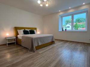 Prodej bytu 3+kk, Ratenice, 68 m2