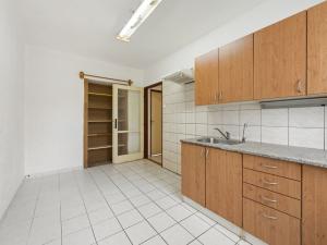 Prodej bytu 2+1, Jince, Čenkovská, 72 m2