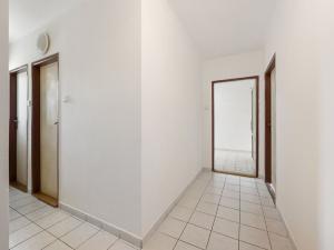 Prodej bytu 2+1, Jince, Čenkovská, 72 m2