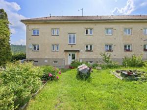 Prodej bytu 2+1, Jince, Čenkovská, 72 m2
