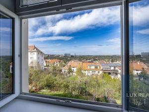 Prodej bytu 3+1, Znojmo, Jarošova, 78 m2