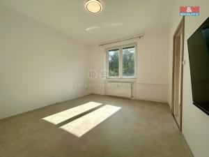 Pronájem bytu 2+1, Klatovy - Klatovy III, Masarykova, 63 m2