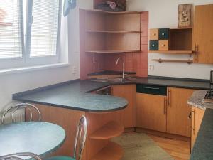 Pronájem bytu 3+1, Praha - Vinohrady, Rejskova, 110 m2