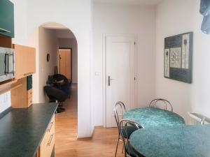 Pronájem bytu 3+1, Praha - Vinohrady, Rejskova, 110 m2