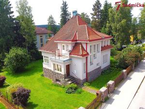 Prodej rodinného domu, Svratka, Partyzánská, 210 m2