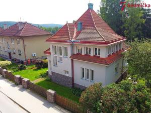 Prodej rodinného domu, Svratka, Partyzánská, 210 m2