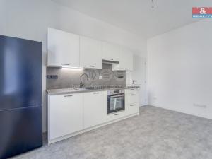 Prodej bytu 2+kk, Plzeň - Doudlevce, Šípková, 47 m2