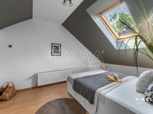 Prodej rodinného domu, Semice, 203 m2