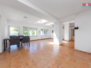 Prodej rodinného domu, Šumice, 165 m2