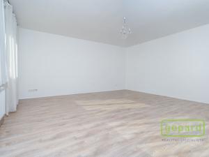 Prodej bytu 1+kk, Milovice - Mladá, Armádní, 49 m2
