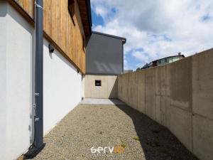 Prodej bytu 1+1, Staré Město - Kunčice, 80 m2