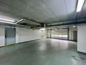 Pronájem garážového stání, Praha - Čakovice, Bermanova, 16 m2