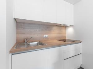 Pronájem bytu 2+kk, Praha - Vysočany, Na Balkáně, 51 m2