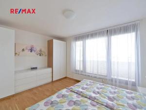 Pronájem bytu 3+kk, Praha - Hodkovičky, Pod lysinami, 109 m2