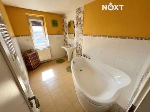 Pronájem bytu 2+kk, Vyškov, Sušilova, 70 m2