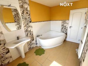 Pronájem bytu 2+kk, Vyškov, Sušilova, 70 m2