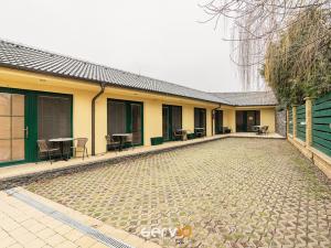 Prodej ubytování, Mutěnice, Hodonínská, 258 m2